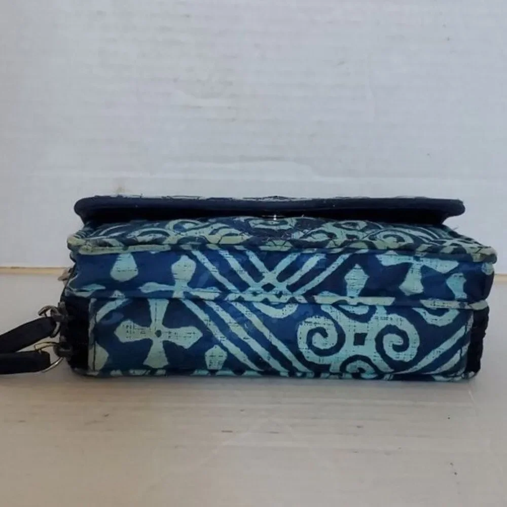 Vera Bradley Wallet Clutch Wristlet Zip Around Blue Cuban Tiles Women's Woman's - Picture 7 of 16